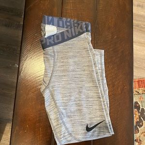 Nike Pro compression leggings